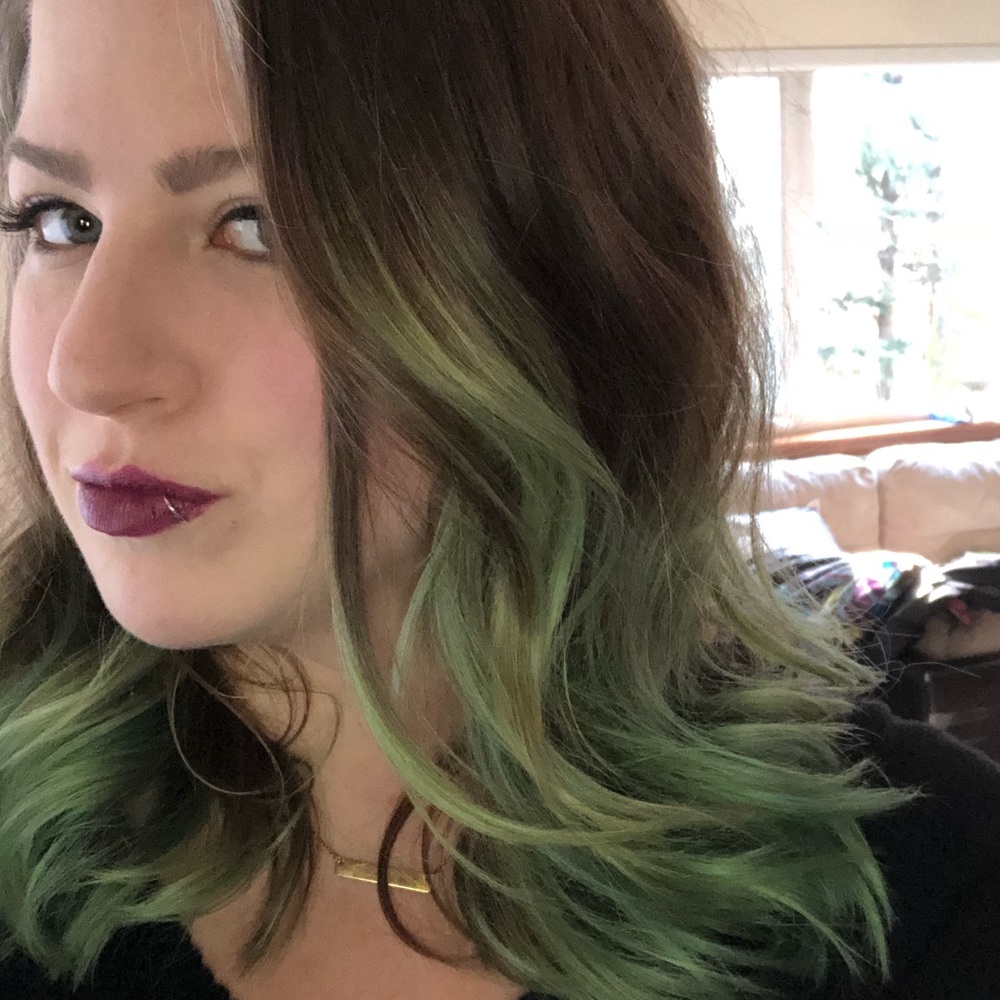 Meet your Posher, Allison